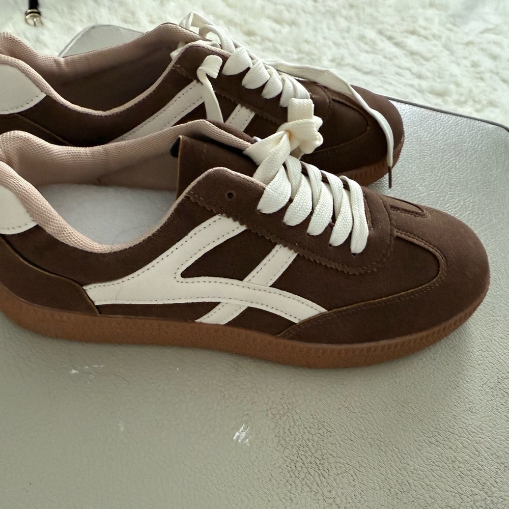 SHEIN Brown and White Athletic Shoes